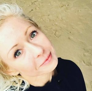 Meet your Posher, Dana